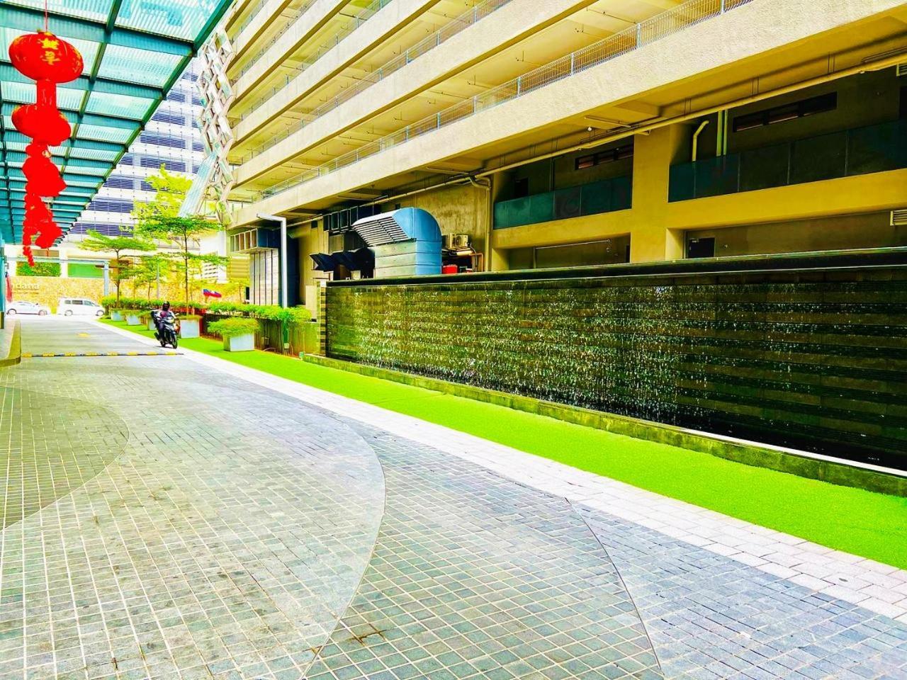 Summer Suite Klcc By Citybox Куала Лумпур Екстериор снимка